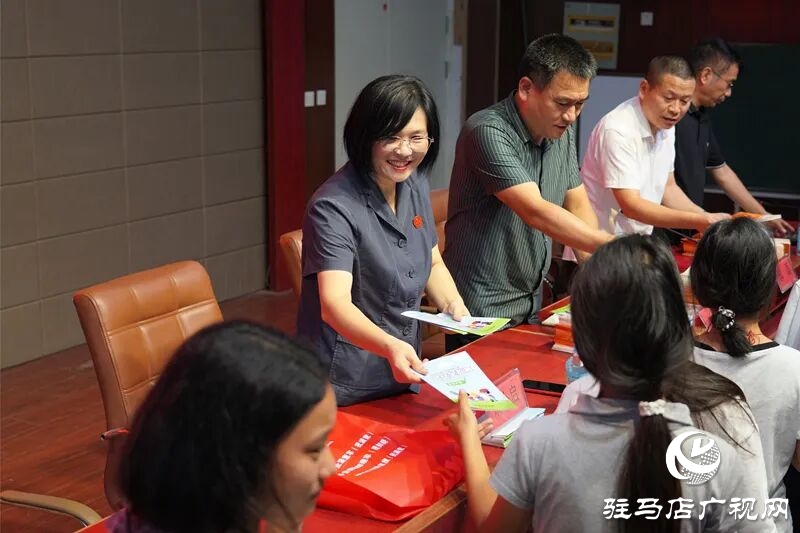 平輿縣人民法院：當(dāng)“哪吒”遇上開學(xué)第一課，含“法”量100%！