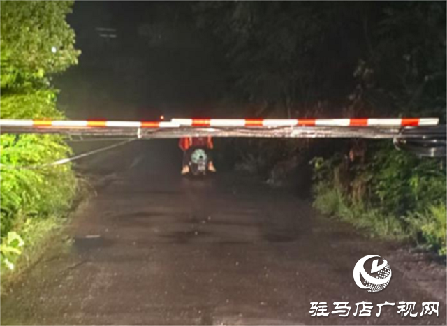 駐馬店聯(lián)通驛城區(qū)分公司快速搶通汛期受損通信線路