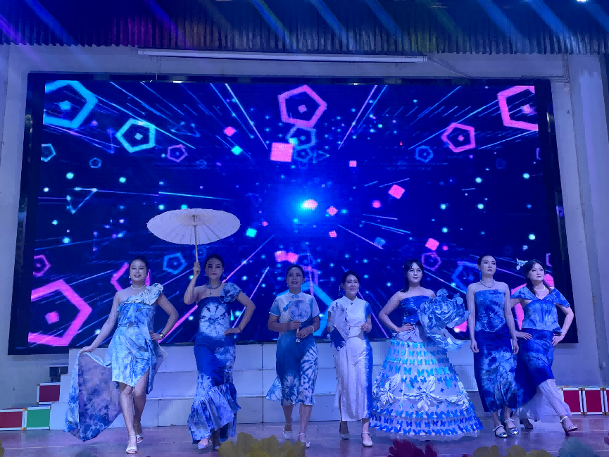 駐馬店市實(shí)驗(yàn)幼兒園開展2025年教師節(jié)暨建園六十周年表彰大會