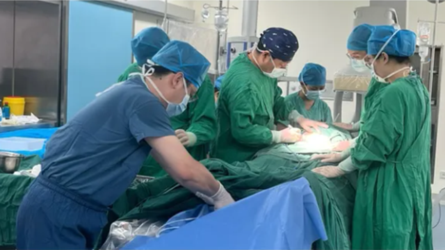  駐馬店市中醫(yī)院：生命禁區(qū)的精準(zhǔn)拆彈，守住母親的搖籃！