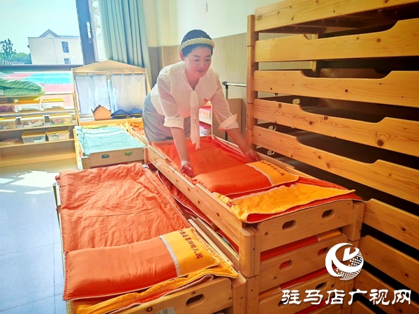 【育見新力量】平輿縣第四幼兒園副園長張春煥：28年幼教堅(jiān)守 以愛與奉獻(xiàn)點(diǎn)亮童心