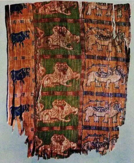 文博日歷丨三種文化符號(hào)“同框” 見證跨越千年的絲綢之路