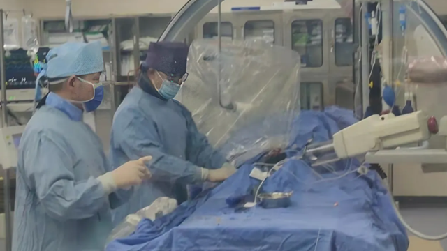 駐馬店市第一人民醫(yī)院：摔了一跤后，持續(xù)頭痛、眼睛紅腫、視力模糊，竟然是腦血管“漏”了？