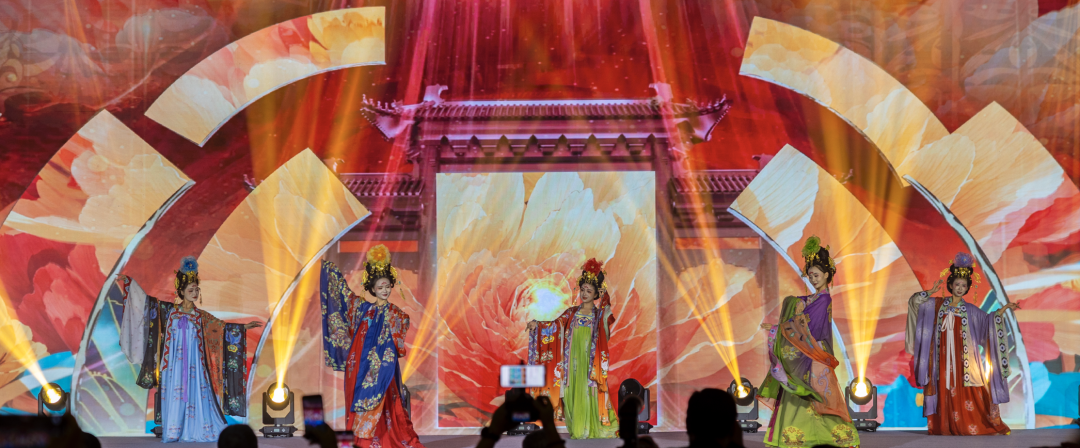 來(lái)河南，共赴一場(chǎng)旅游創(chuàng)新的 “中原之約”！