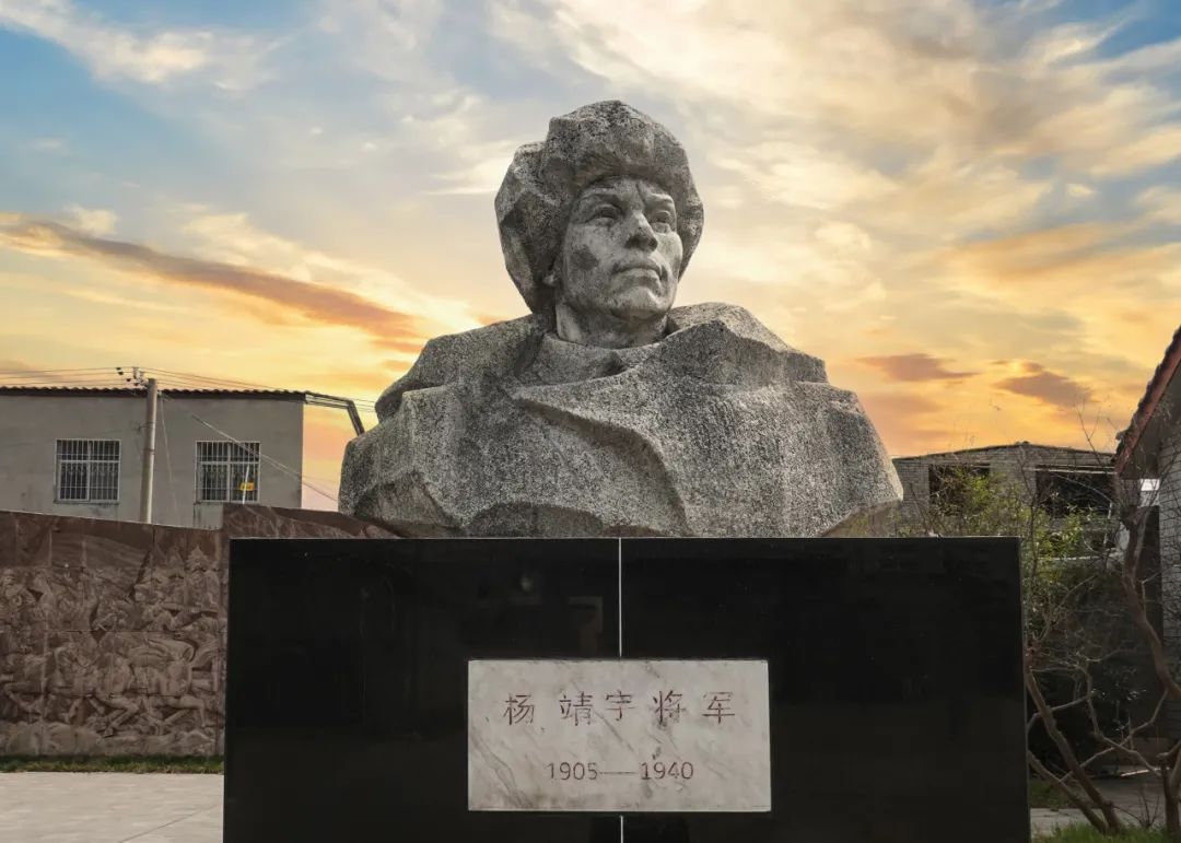 線上展｜銘記烽火鑄忠魂 藝韻傳薪頌英雄——駐馬店市紀(jì)念抗戰(zhàn)勝利80周年、楊靖宇將軍誕辰120周年美術(shù)書法攝影藝術(shù)展（五）