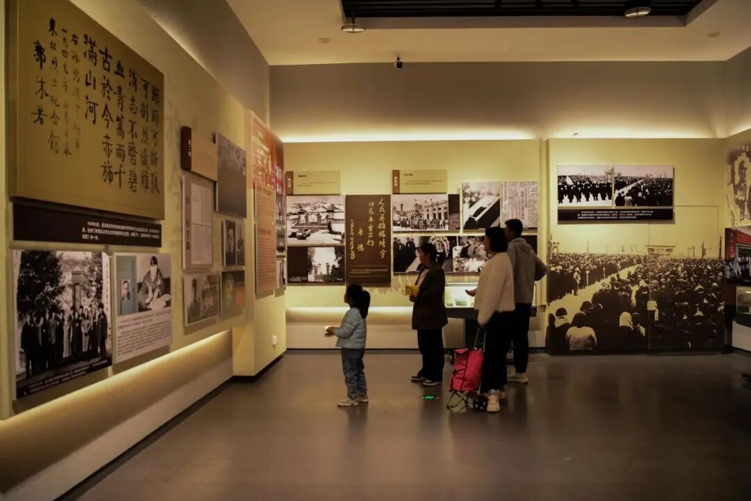 線上展｜銘記烽火鑄忠魂 藝韻傳薪頌英雄——駐馬店市紀(jì)念抗戰(zhàn)勝利80周年、楊靖宇將軍誕辰120周年美術(shù)書法攝影藝術(shù)展（五）