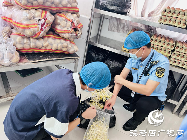 駐馬店市城鄉(xiāng)一體化示范區(qū)市場監(jiān)管分局開展校園及周邊食品安全專項(xiàng)抽檢