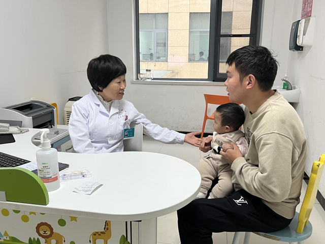 呼吸道合胞病毒進(jìn)入高發(fā)期 兒科專家提醒家長科學(xué)防治