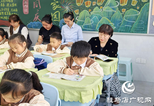  聚焦課堂促提升 專家引領助成長 ——市教育教研專家在駐馬店經濟開發(fā)區(qū)金雀路小學開展聽評課活動