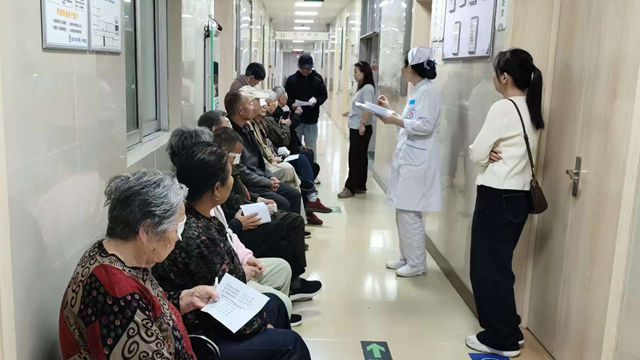  精湛醫(yī)術護光明，暖心服務獲贊譽——駐馬店市第二中醫(yī)院眼科為患者提供全流程精準診療服務