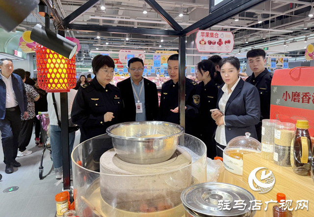 駐馬店市城鄉(xiāng)一體化示范區(qū)開(kāi)展“尚德守法 共享食安”食品安全宣傳周活動(dòng)