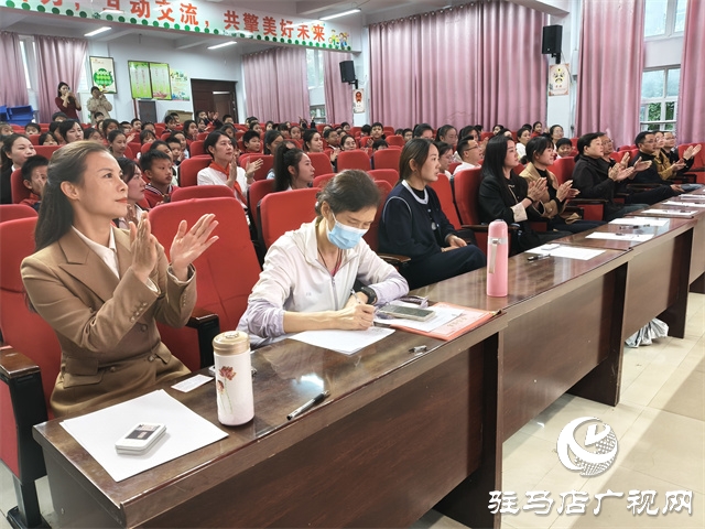  駐馬店市第二十八小學(xué)舉辦“愛黨愛國(guó) 愛校愛家”親子朗誦活動(dòng)