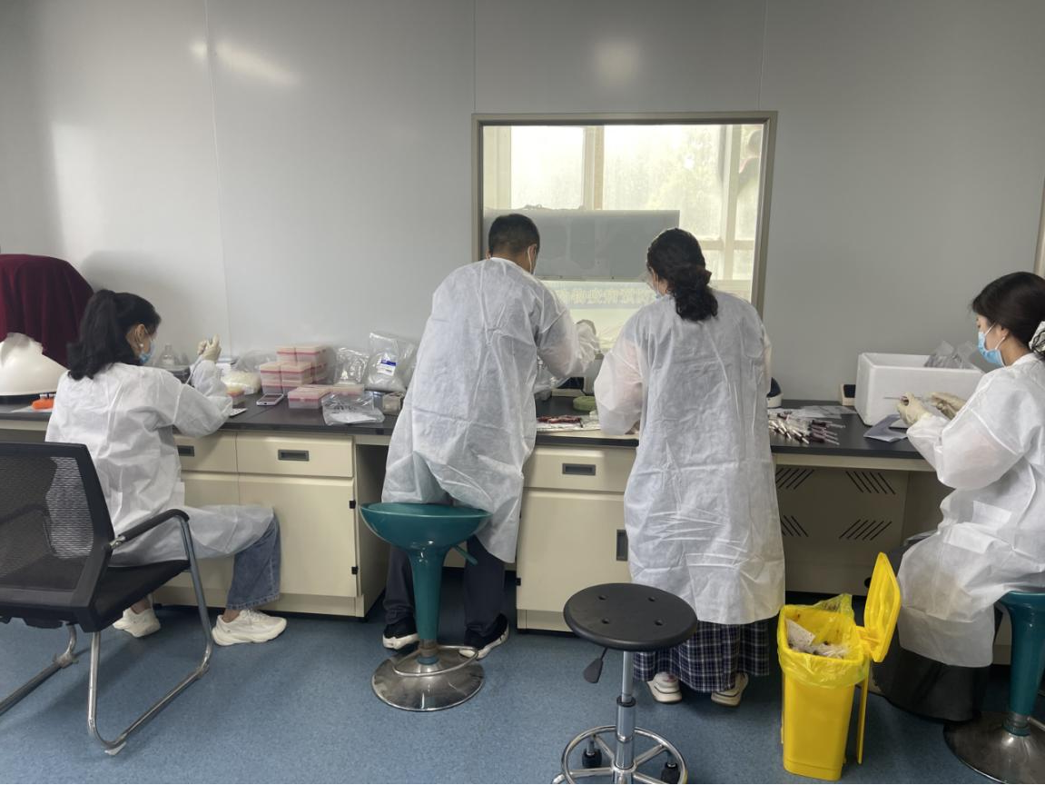 駐馬店市動物疫病防疫檢疫中心發(fā)布  2025年10月份動物疫病預(yù)警預(yù)報信息