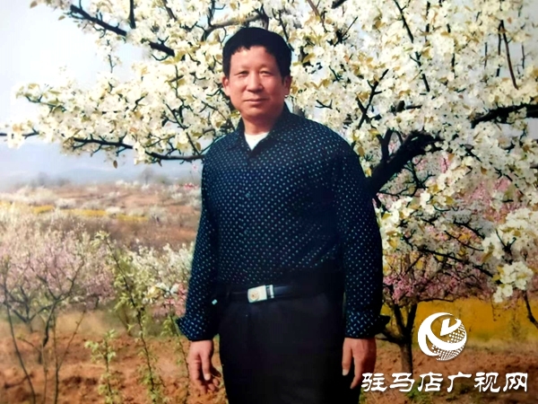 文化“愚公”挖“山”不止——記“農(nóng)村大網(wǎng)紅”、“天中文化的守望者”張耀征的文史情懷