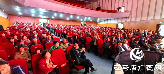 西平縣“三節(jié)同慶”公益展演啟幕 文化盛宴暖民心獲點(diǎn)贊