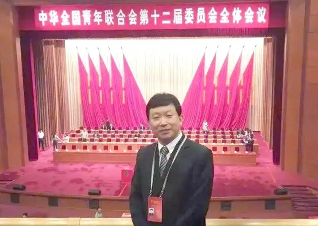 確山一高百年校慶：詩歌與藝術(shù)共鳴的歷史時刻