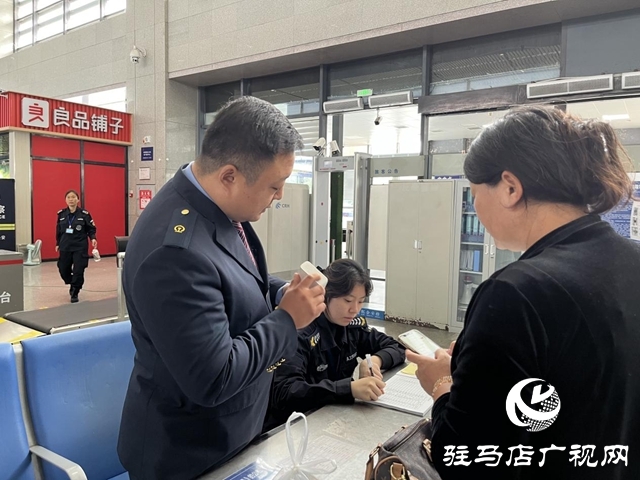 高鐵“護(hù)航者”張凱然：雙節(jié)里的堅(jiān)守 為千萬(wàn)旅客筑牢平安歸途