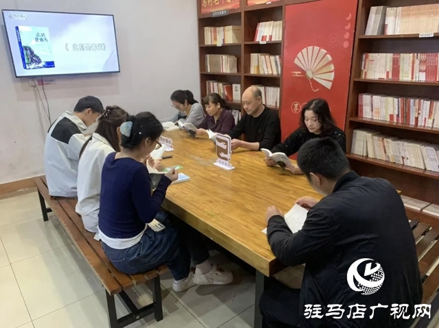 駐馬店市新華書(shū)店：文化惠民不打烊 滿足市民“充電”需求