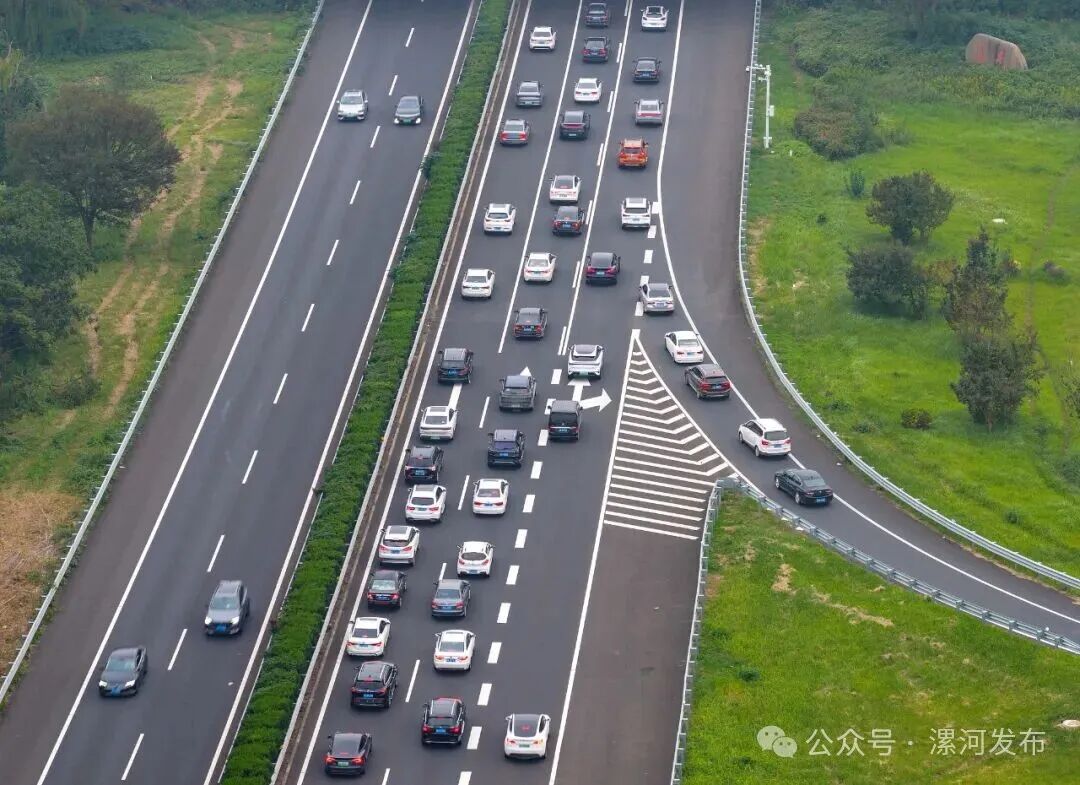 前方堵“紅”了怎么辦？注意這些路段，自駕返程必看→