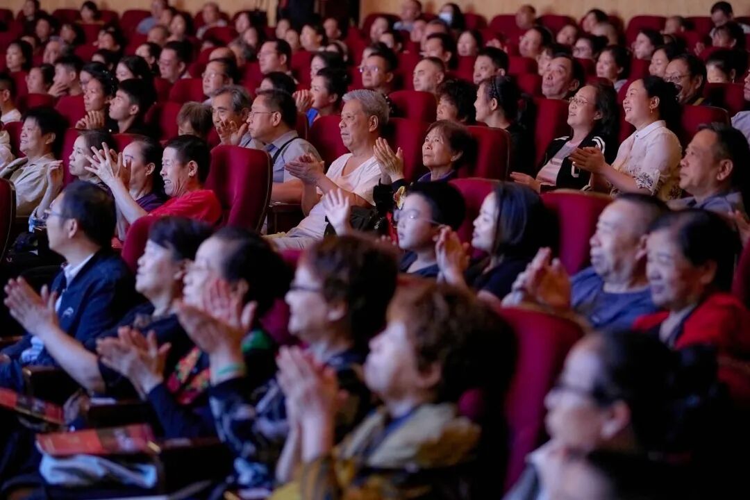 文華獎(jiǎng)參評(píng)劇目《團(tuán)圓之后》在四川宜賓上演，經(jīng)典新編彰顯京劇藝術(shù)魅力