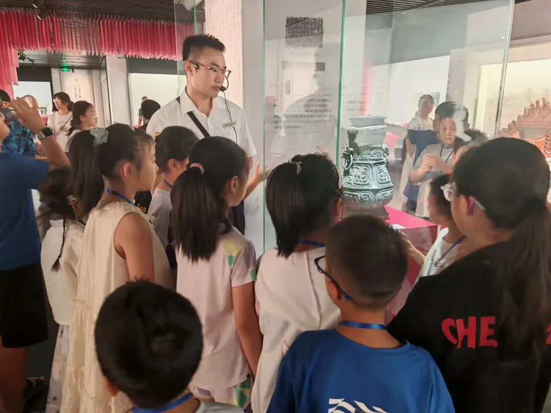 探秘蔡國六百年，觸摸天中古文明 ——駐馬店市博物館“天中晚報小記者”觀展尋寶系列活動進(jìn)行時