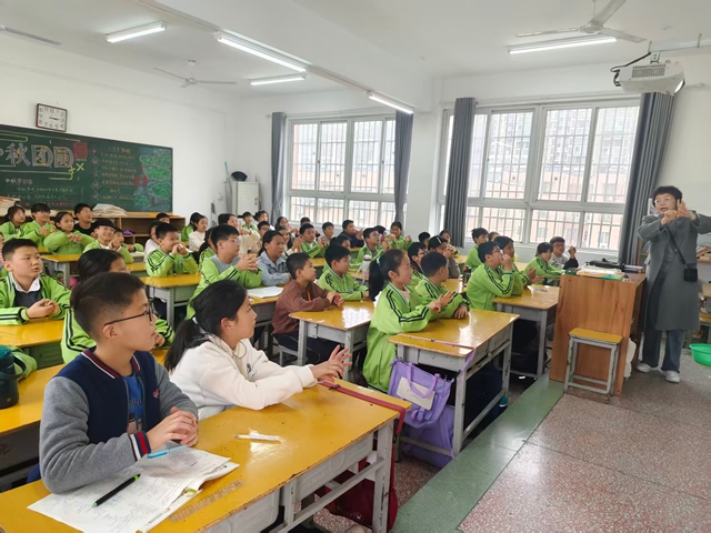 駐馬店市第一人民醫(yī)院西區(qū)兒科走進(jìn)校園 科普秋冬疾病預(yù)防知識(shí)