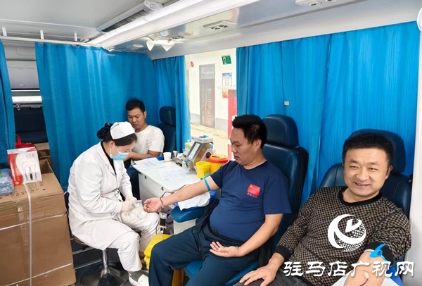 平輿縣李屯鎮(zhèn)：開展愛心獻(xiàn)血活動 熱血傳遞生命力量
