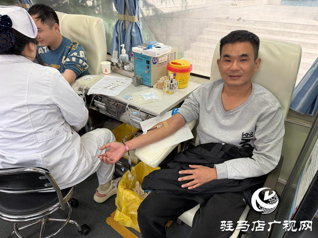 駐馬店市市場監(jiān)管局高新區(qū)分局組織開展無償獻(xiàn)血活動??