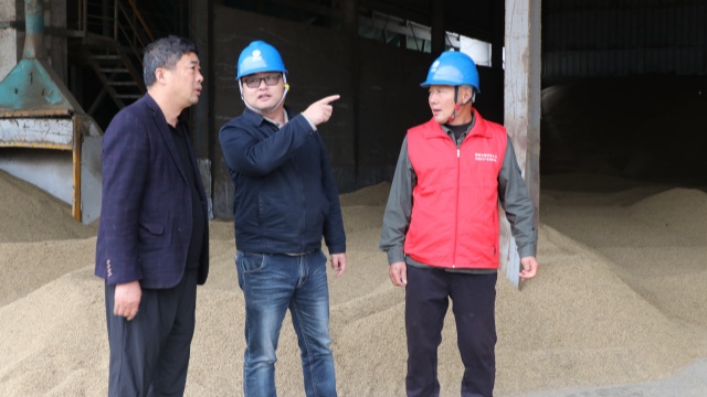 國網(wǎng)正陽縣供電公司：服務(wù)烘干企業(yè) 護航秋糧歸倉