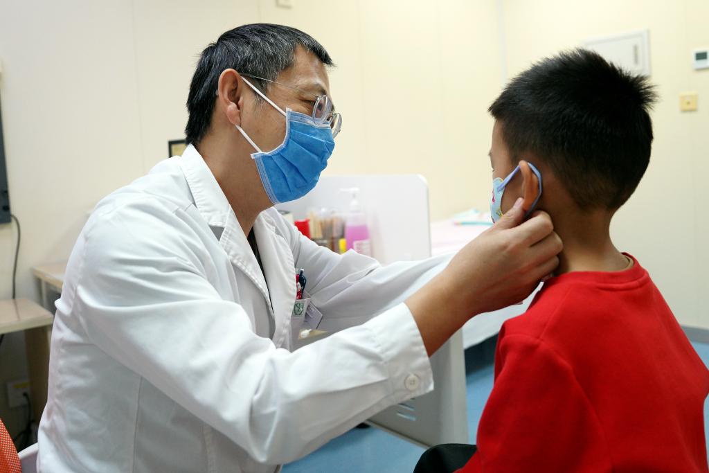 呼吸道合胞病毒進入流行期？秋冬這樣守護兒童呼吸道健康