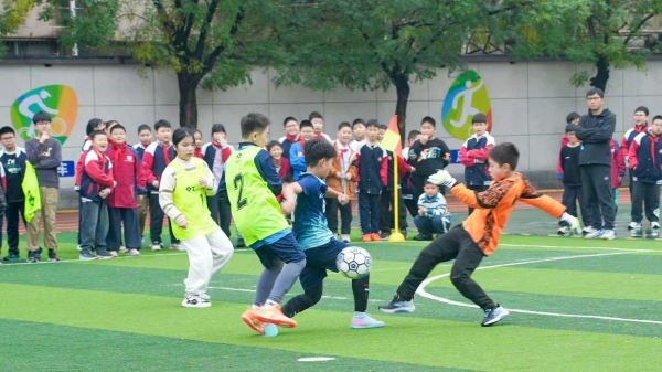 2025助力校園足球 點燃青春夢想——駐馬店實驗小學 “校長杯” 足球賽激情開場