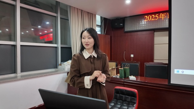 駐馬店市總工會(huì)舉辦周末公益課桂花葡萄香皂制作活動(dòng)