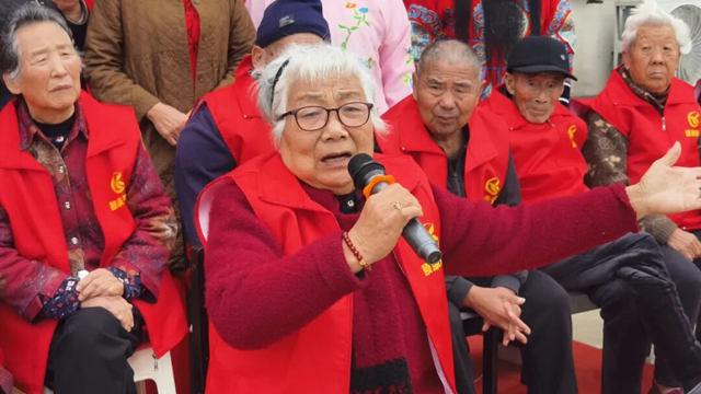 泌陽縣：曲劇專場送溫情 敬老愛老暖人心