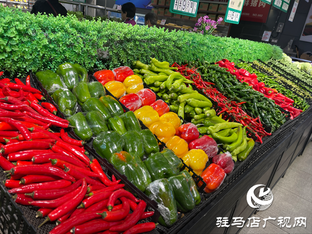 駐馬店：蔬菜供應(yīng)充足價(jià)格平穩(wěn) 商超多舉措守護(hù)市民“菜籃子”??