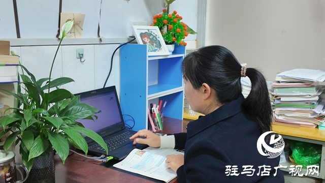 陳素榮：匠心守初心 大愛(ài)潤(rùn)桃李