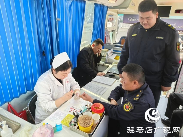 開發(fā)區(qū)城市管理事務(wù)中心開展無償獻(xiàn)血活動(dòng)