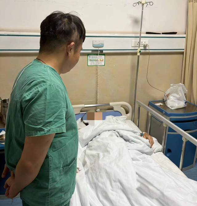 外固定術解病痛 駐馬店市第一人民醫(yī)院骨科二病區(qū)助骨折患者快速康復?