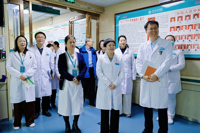 聚焦一線提質(zhì)量 優(yōu)化服務(wù)促發(fā)展——駐馬店市中醫(yī)院開展行政大查房