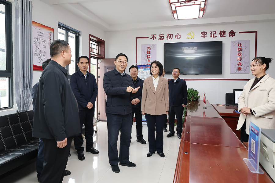 劉寧深入許昌市鄢陵縣魏都區(qū)宣講黨的二十屆四中全會精神時強調(diào)：把思想和行動統(tǒng)一到全會精神上來 統(tǒng)籌推進(jìn)高質(zhì)量發(fā)展和高效能治理