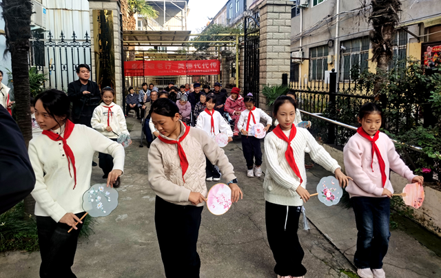 童心暖“夕陽” 濃情敬重陽