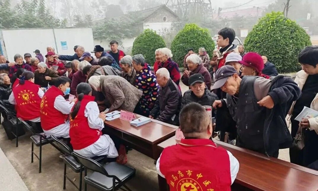 暖心義診踐初心 健康科普惠民生——駐馬店市中醫(yī)院開展系列惠民行動守護群眾健康