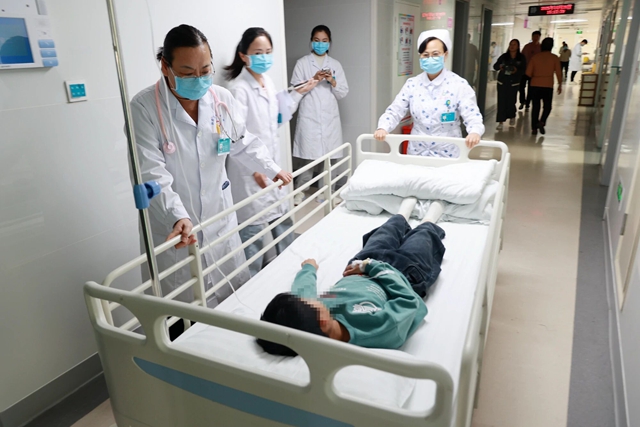 駐馬店市中心醫(yī)院組織開展2025年醫(yī)院感染暴發(fā)應急處置演練