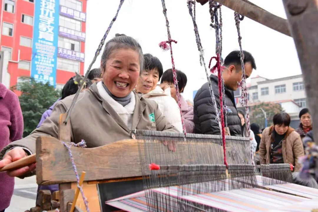 豫黔聯(lián)動繪盛景！2025上蔡重陽節(jié)的溫暖與活力定格在這個景區(qū)