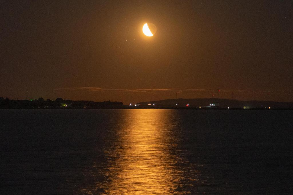 11月6日上演月掩昴星團(tuán)，請(qǐng)準(zhǔn)備好望遠(yuǎn)鏡！