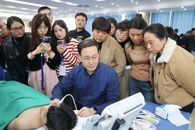 2025年駐馬店市基層麻醉超聲可視化操作技術培訓班在市中心醫(yī)院成功舉辦