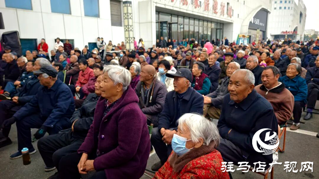 駐馬店市豫劇團(tuán)：惠民演出進(jìn)基層 經(jīng)典豫劇潤澤群眾