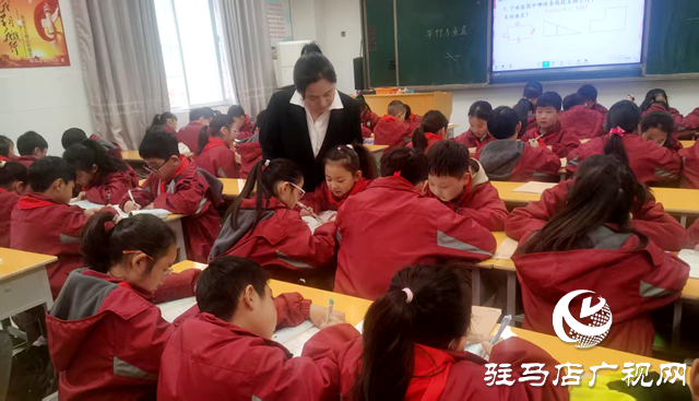 何國用：數(shù)載耕耘育桃李 初心如磐鑄師魂