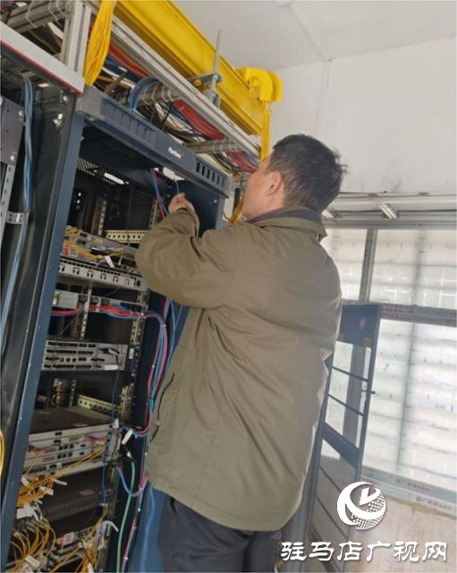 駐馬店聯(lián)通率先完成城域網(wǎng)雙6881 部署