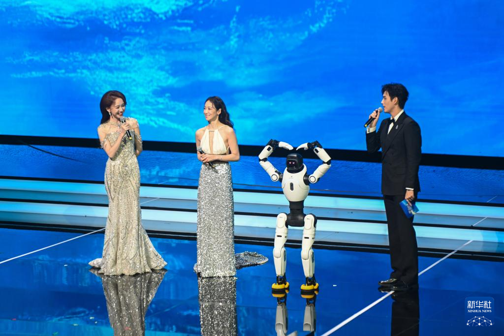 2025年中國金雞百花電影節(jié)開幕