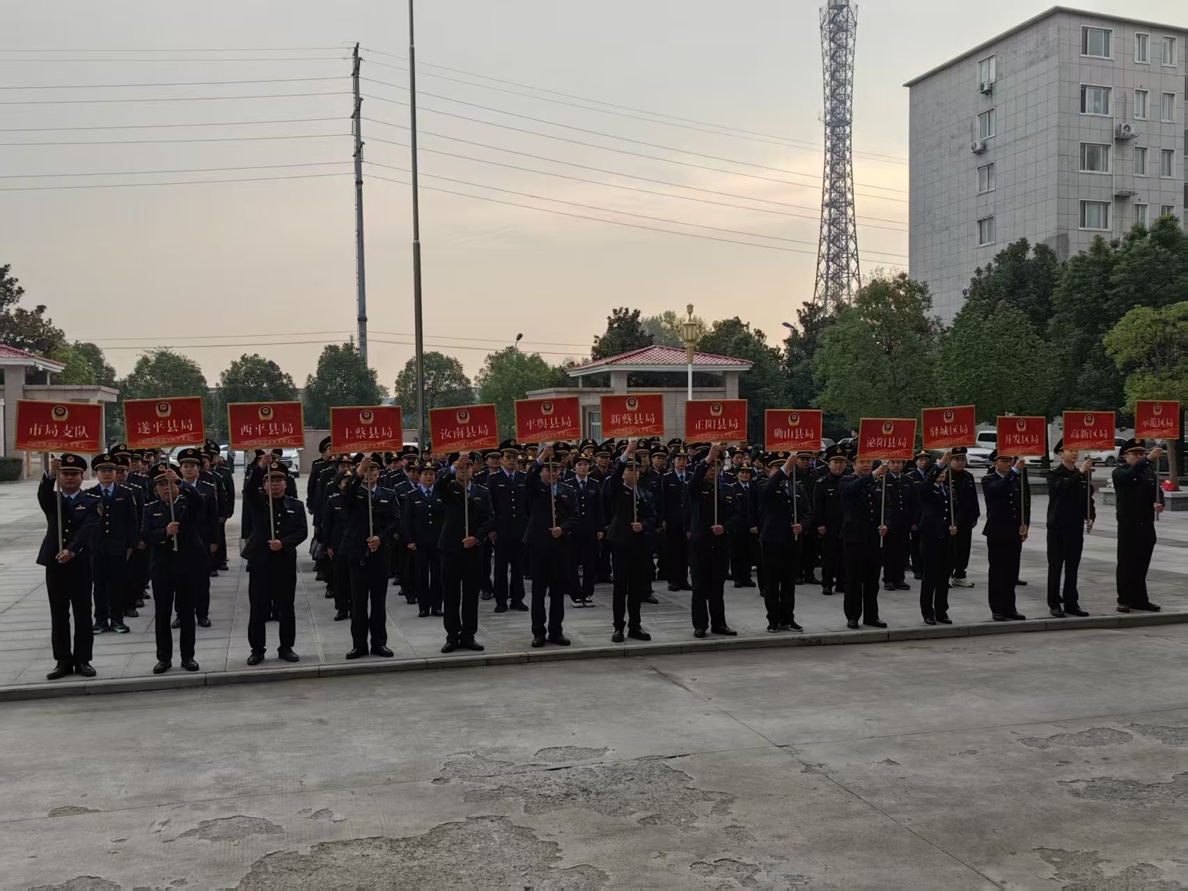 同臺競技展風(fēng)采 精準監(jiān)管護民生 ——我市舉辦2025市場監(jiān)管系統(tǒng)專項技能競賽